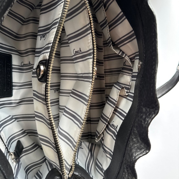 Coach purse - Picture 6 of 8